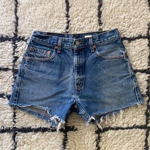 Perfect Vintage Levi’s Cut Off Jean Shorts